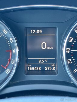 Škoda Superb 1.6 TDI - 8
