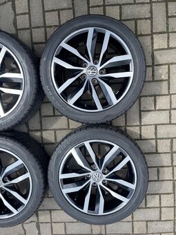 ORIGINÁL Alu Volkswagen MADRID R17, 5x112 - LETNÍ PNEU - 8