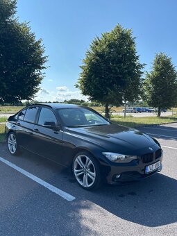 BMW F30 330i 185kw manuál - 8