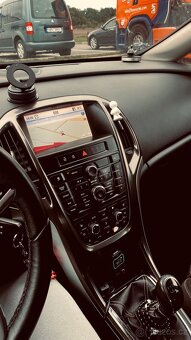 Opel Astra - 8
