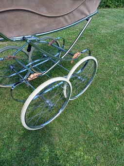 Retro vysoký kočárek - 8