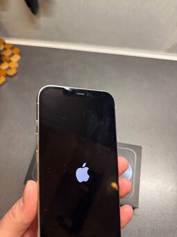 iPhone 12 Pro Max 128 GB - výborný stav - 8