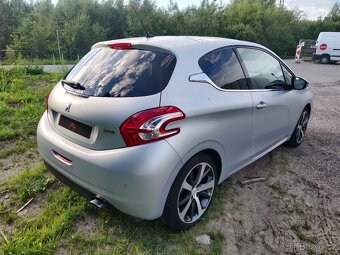 Peugeot 208 1.6 VTi - 8