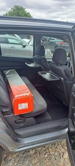 Opel Zafira 1.9 CDTi 74kW 7-MÍST - 8