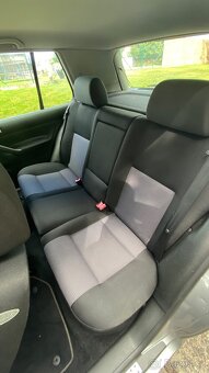 Vw golf 4 1.6 fsi 81kw - 8