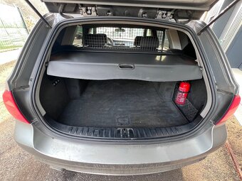 BMW E91 320d lci - xenony ... - 8