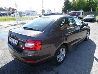 Škoda Octavia 1.2 TSi 77kW klima, 2x kola - 8