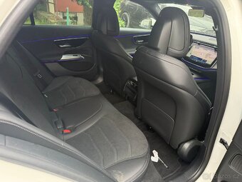Mercedes-Benz E 300 de AMG Line Hybrid - 8