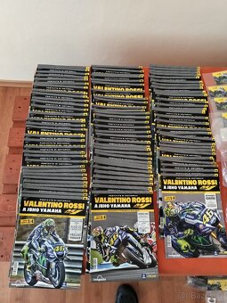Prodám model Yamaha YZR-M1 1:4 Valentino Rossi – De Agostini - 8
