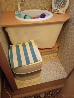 Prodám karavan k trvalému stání - 8