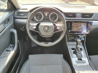 Škoda Superb iV Combi Style 1.4 TSI 160kW DSG 120tkm Matrix - 8