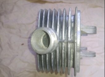 Originální nové díly z vojenského depozitu vačka klika válce - 8