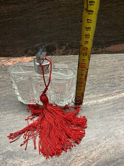 Nádoby na parfém - 8