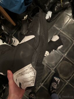 Boty na motorku Alpinestars Supertech R 2024 černo-bílé - 8