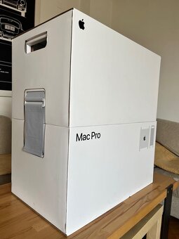 Apple Mac Pro 2019 | 2× Radeon Pro Vega II - 8