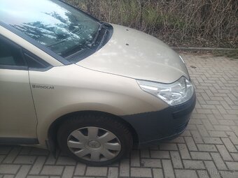 Citroen C4 1.4 16v - 8