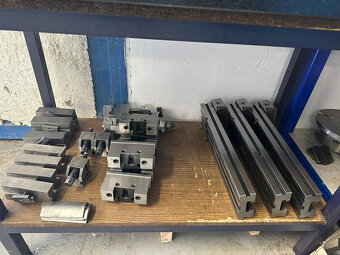 Obráběcí centrum CNC - 8