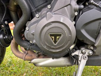 Triumph Street Triple S 660 - 8