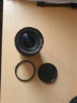 Fuji 18 - 55 f2.8 - 8
