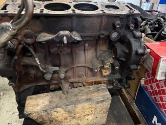 Motor 2.0 HDi 150 FAP (DW10FD) - 110KW - 8