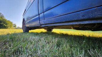 Obytný VW Transporter T4 2.4D - 8