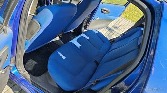 Fiat Punto 1.2 - 8