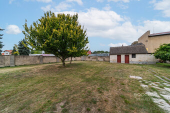 Prodej stavebního pozemku 663 m² v centru Jiren – s menším r - 8