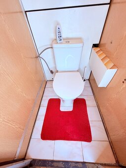 Prostorný a světlý byt 3+1 s balkonem v klidné části Volar - 8