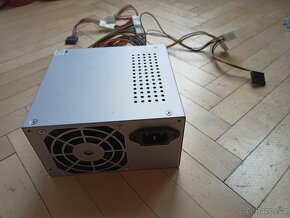 PC ZdrojABC Data;MyšGeniusErgo525;USB+Čtečka pam.karet - 8