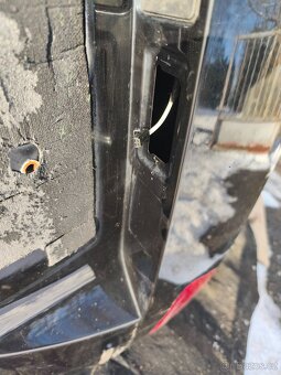 VW Passat B7 combi, variant - páté dveře, víko kufru - 8