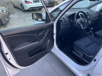 HYUNDAI ix20 1.4i 66 KW 1.MAJ.PDC VYHŘ.SED.2x KOLA 49000km - 8