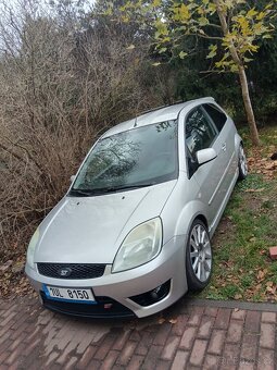 Ford fiesta st150 - 8