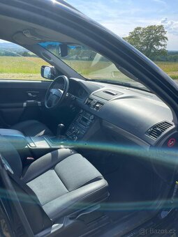 Volvo XC90 2.4 D5 awd Manuál. - 8