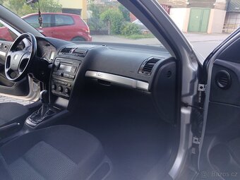 Škoda Octavia Scout 2.0tdi 4x4 - 8