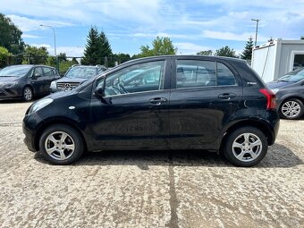 Toyota Yaris - 8