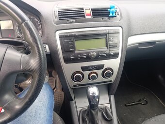 Škoda Octavia II. 1,9Tdi 77kw na ND nebo opravu - 8