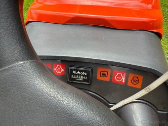 Zahradní traktůrek Kubota Gr2100 4x4 - 8