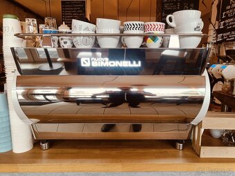 Nuova Simonelli Aurelia II Wave Volumetric LED 2GR – BÍLÁ - 8