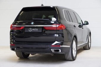 BMW X7, 40D,SOFTCLOSE,PANO,HUD,ČR,DPH - 8
