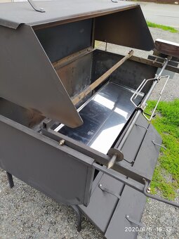 Půjčím mobilní gril na prase (sele), kýtu - 8