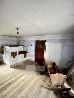 Stylový statek s uzavřeným dvorem a velkými přilehlými pozem - 8