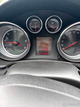Opel Insignia 2.0 - 8