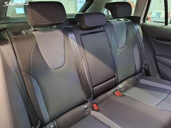 Skoda Octavia Combi 2.0 TDI Executive - Nafta - 8