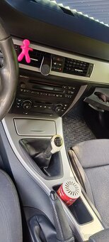 BMW e90 318d 90kw - 8