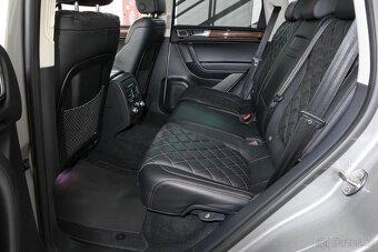 VW Touareg 7P, V6 3.0 TDI, 193 kW, Executive Edition - 8
