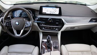 BMW Rad 5 530 xDrive A/T, 195kW, A8, 4d. Luxury Line - 8
