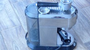 Kávovar DE\'LONGHI - 8