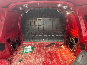 DACIA LOGAN VAN 1.4 MPi 55kw 1Majitel ČR 2010 - 8