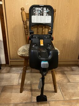 vajicko Britax Roemer s Isofixovou zakladnou - 8