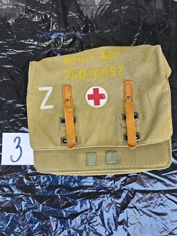 Staré brašny pro zdravotníky 1 - 8